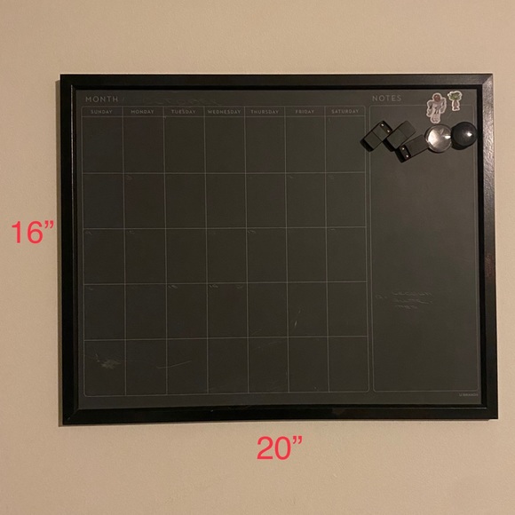 🔸Magnetic Wooden Framed Chalkboard Calendar🔸 - Picture 3 of 5